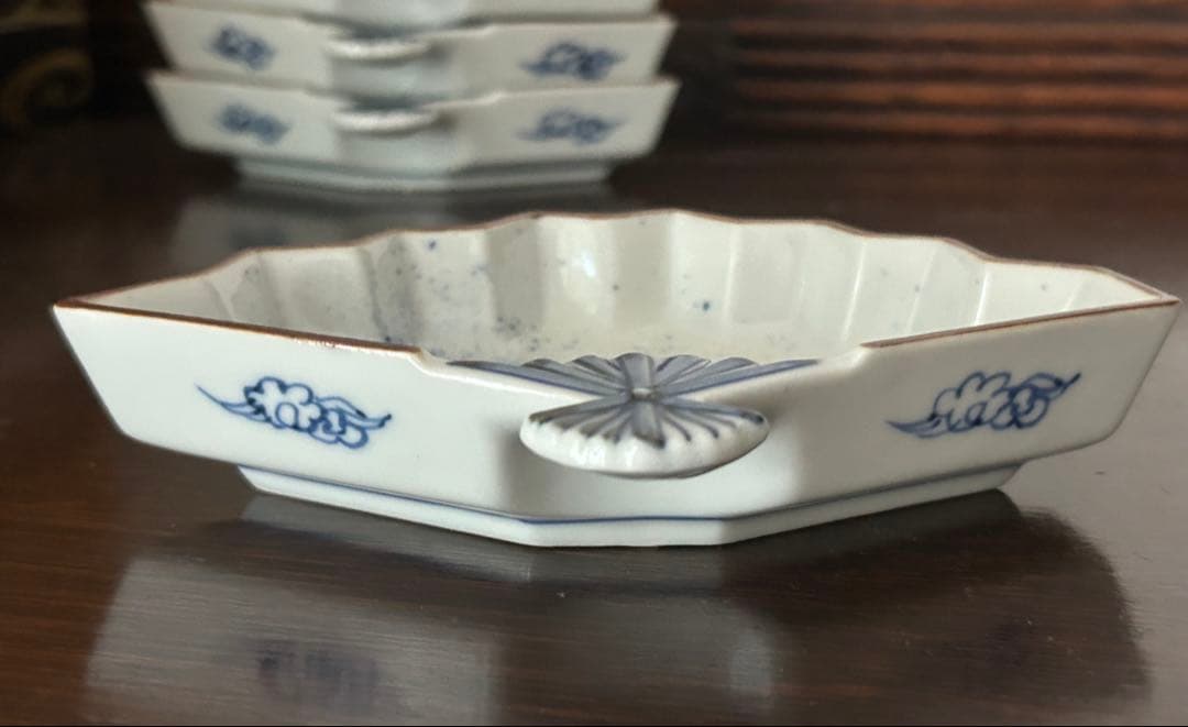 九谷焼　上出長右衛門窯　吹墨兎文 扇型　向付　小鉢　5個　②