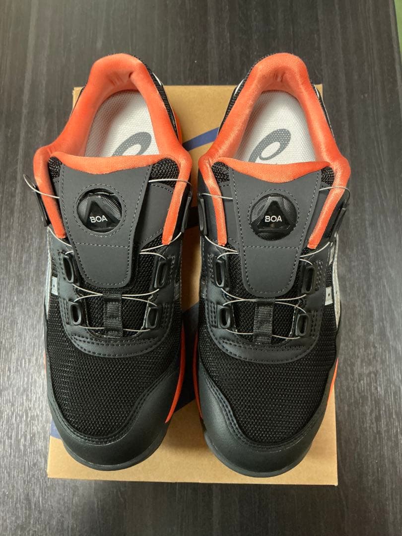 asics WIN JOB CP209 BOA 安全靴 ファントム/シルバー
