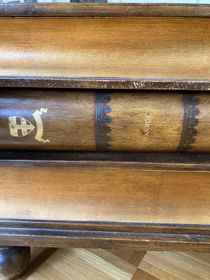 MAITLAND-SMITH メートランドスミス　ブック　カクテルテーブル