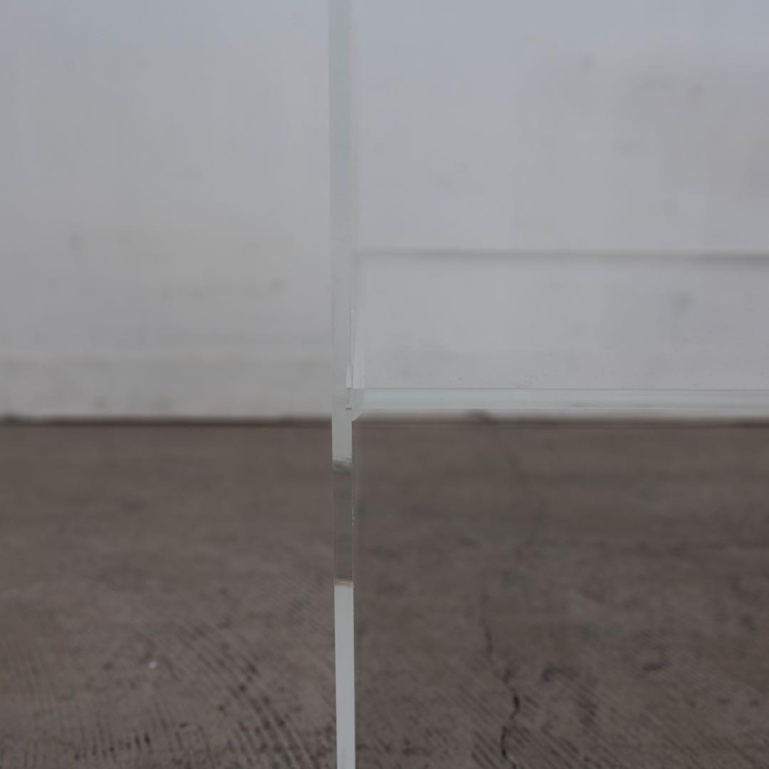 アクリル製　テーブル 透明