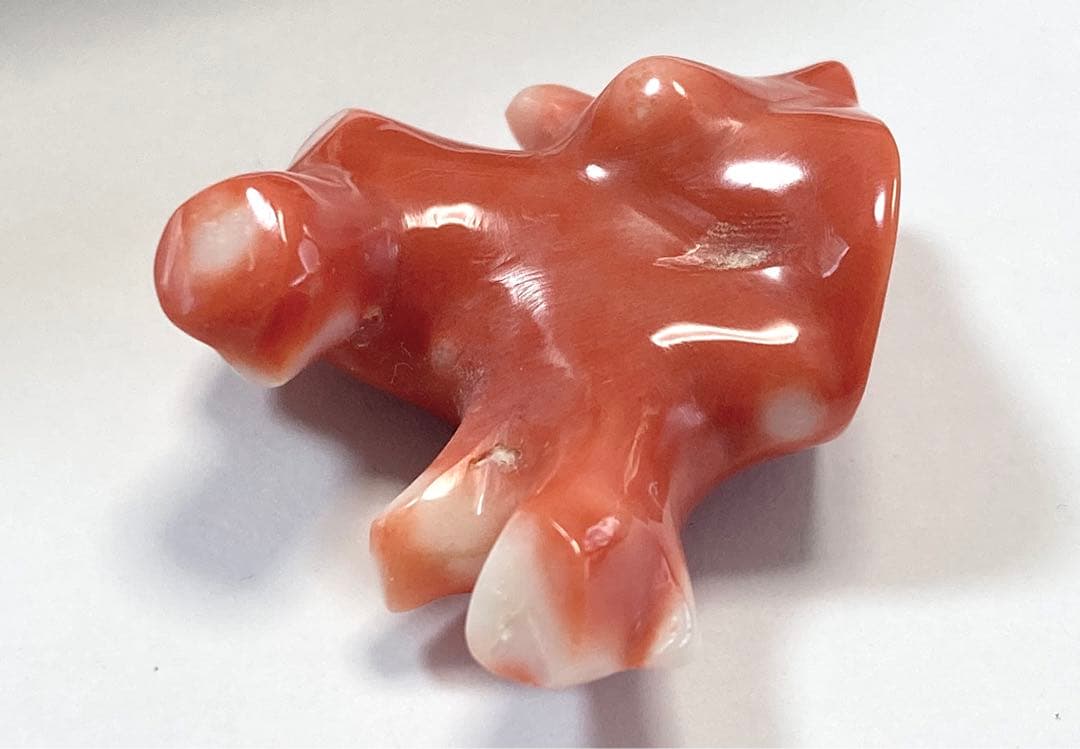 m-0918 桃珊瑚 枝 磨き済み 17.9g