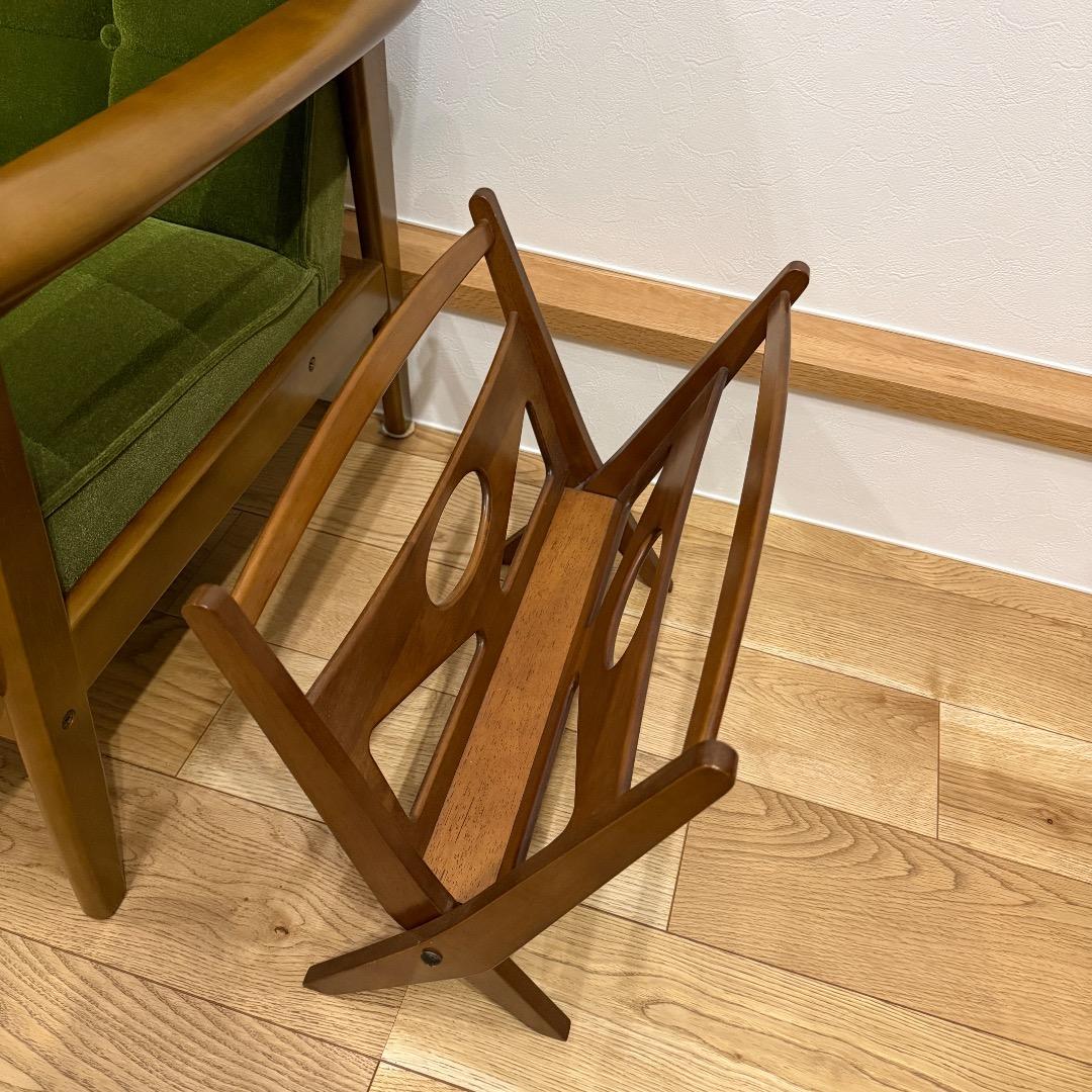 カリモク　マガジンラック