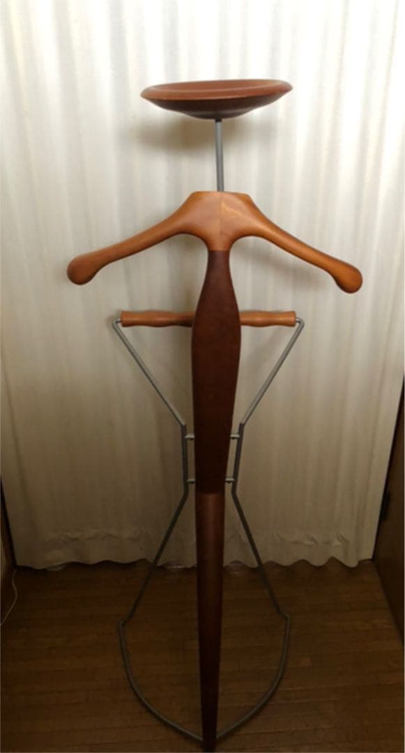 ハンガー　アクセサリー置き場　など