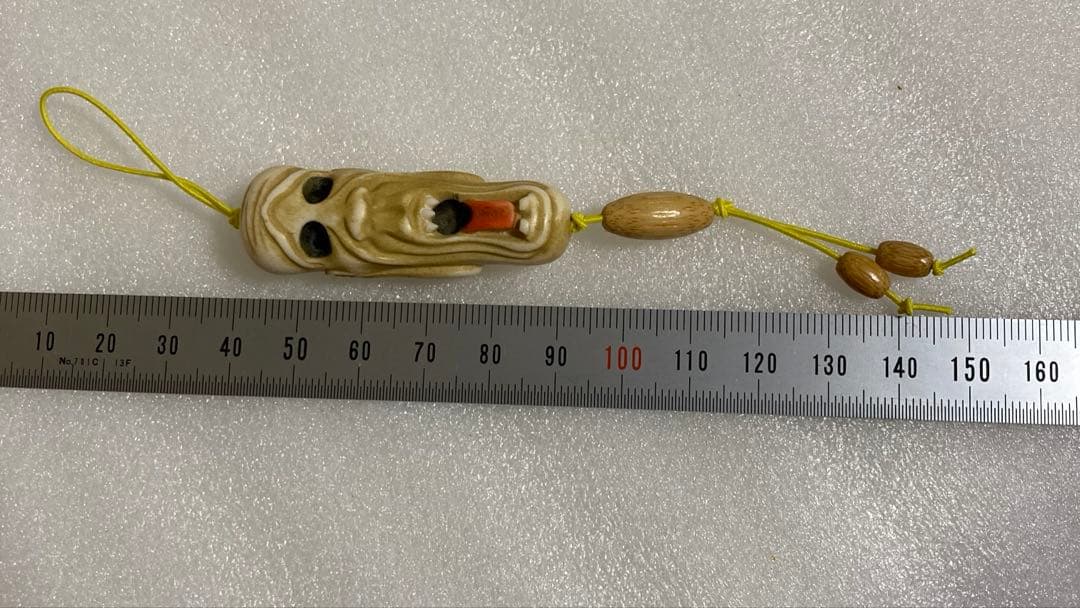 天然素材　びっくり爺　彫刻　根付　提げ物