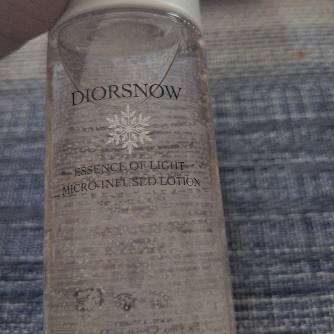 1/10購入【新品・未使用】ディオール　スノーエッセンスオブライト　175ml