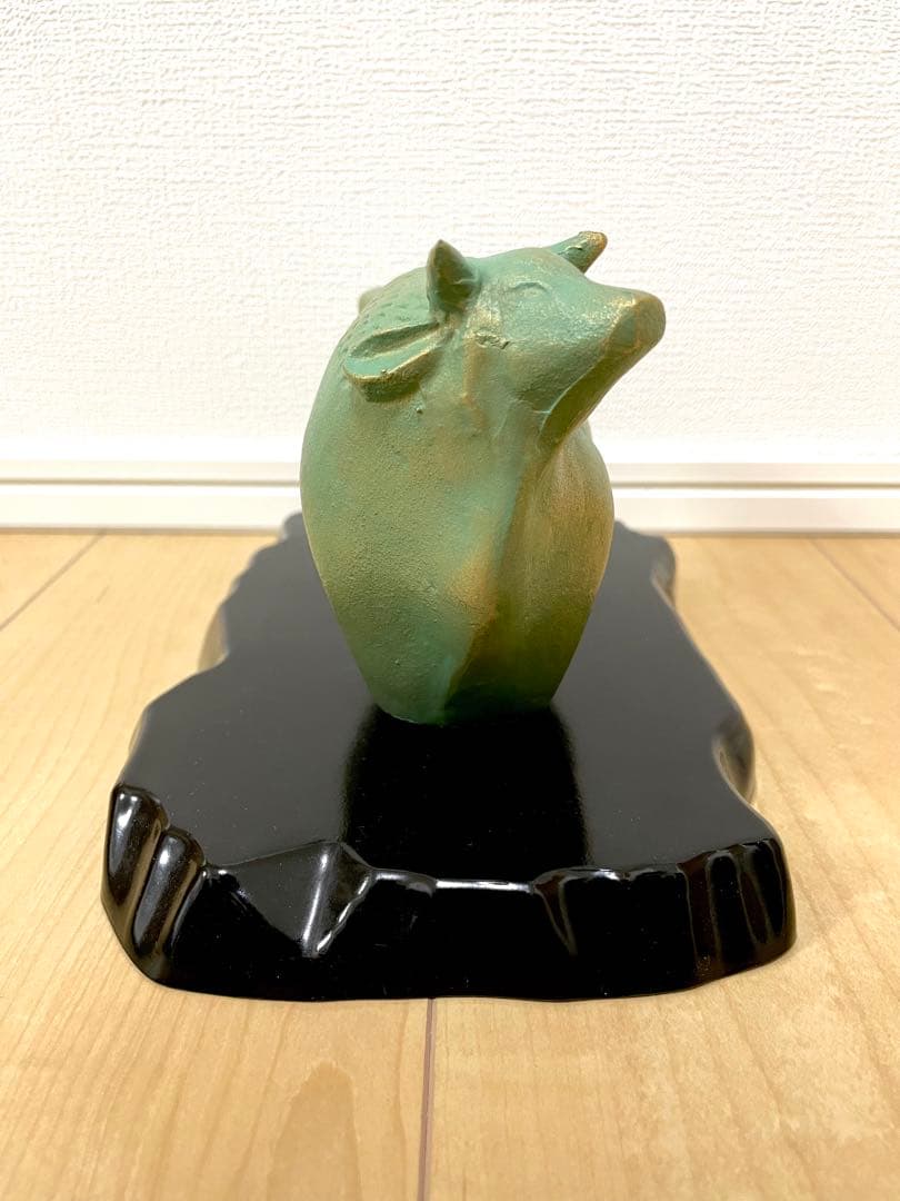 【招福干支】牛の置物(重さ１.１kg)【丑】