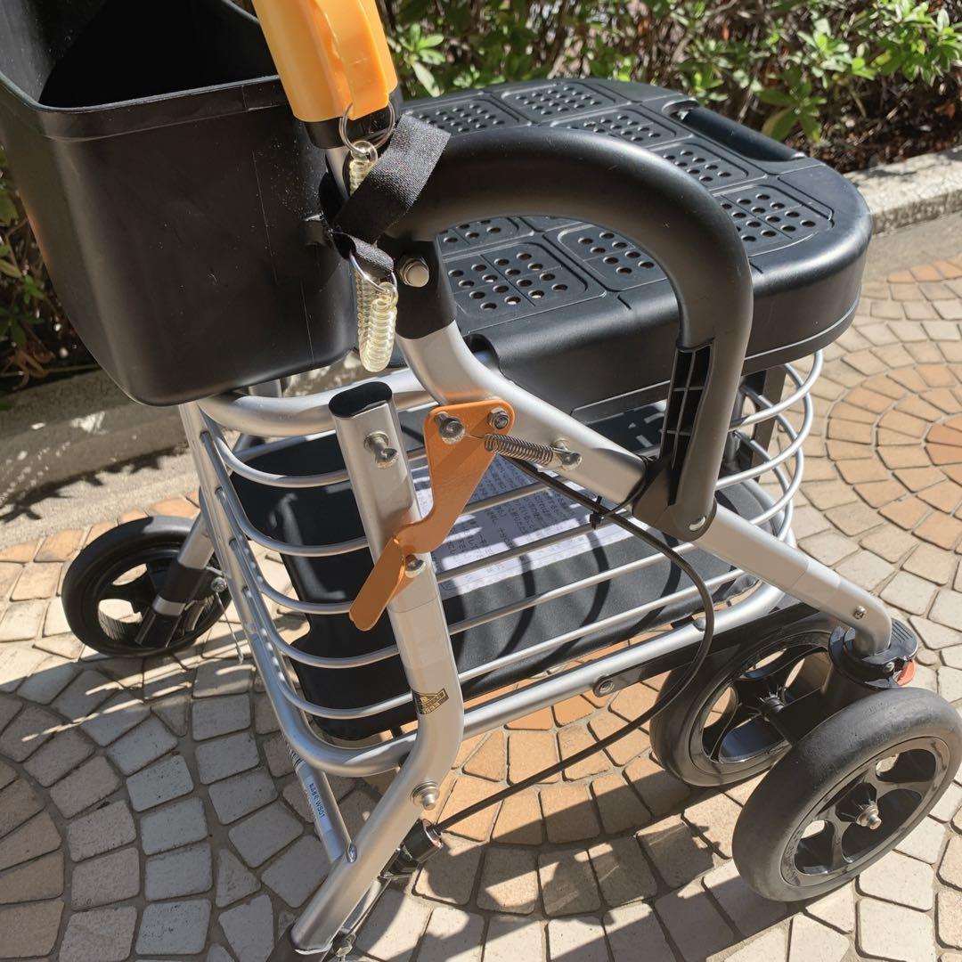 【全国送料無料】　幸和製作所　テイコブ　シルバーカー　テイコブボルサ　WS01