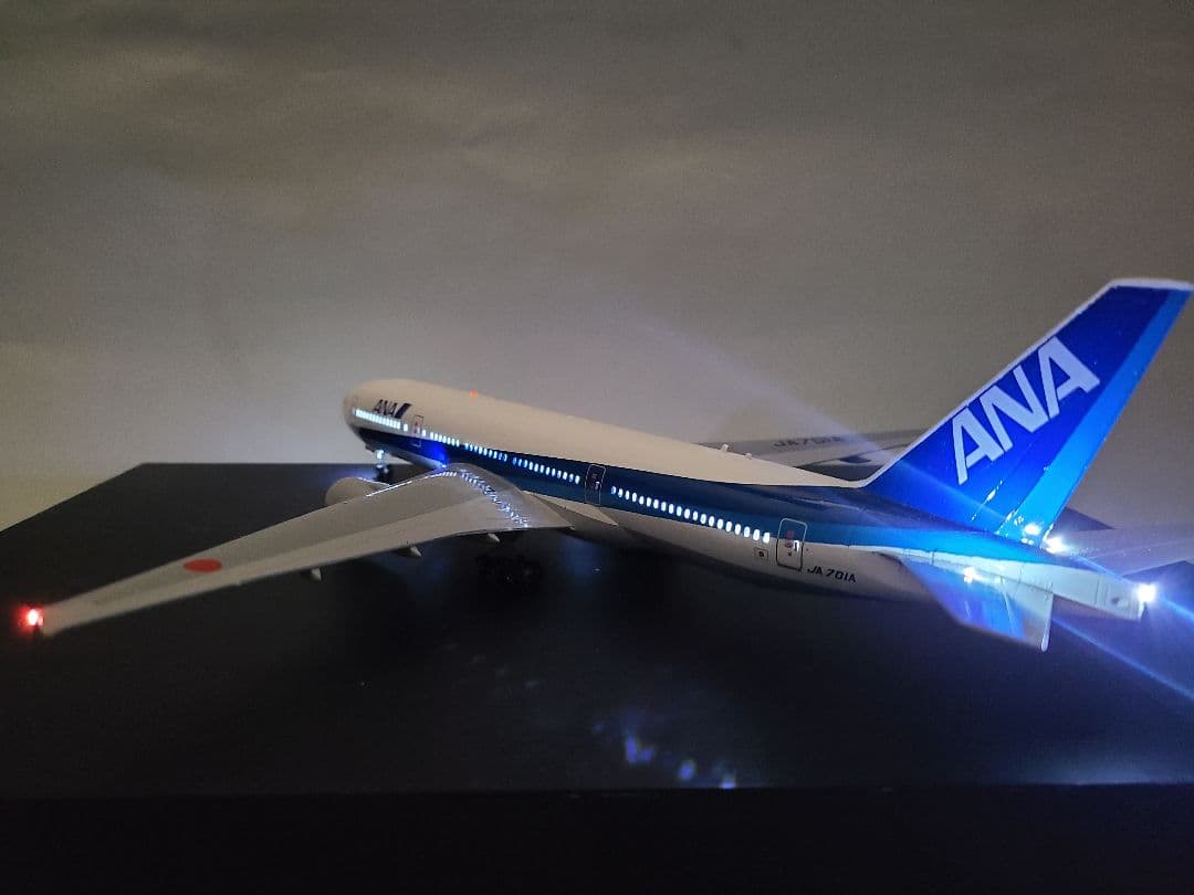 ANA BOEING 777-200 LED仕様完成品