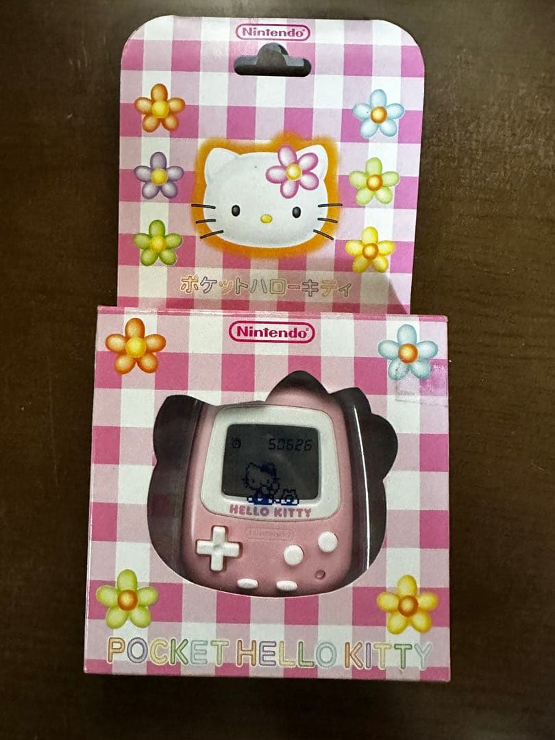ポケットハローキティ 万歩計 任天堂 - メルカリ