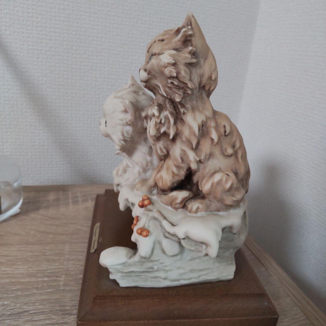 ジョゼッペアルマーニ 雪の上の仔猫 フローランス イタリア製