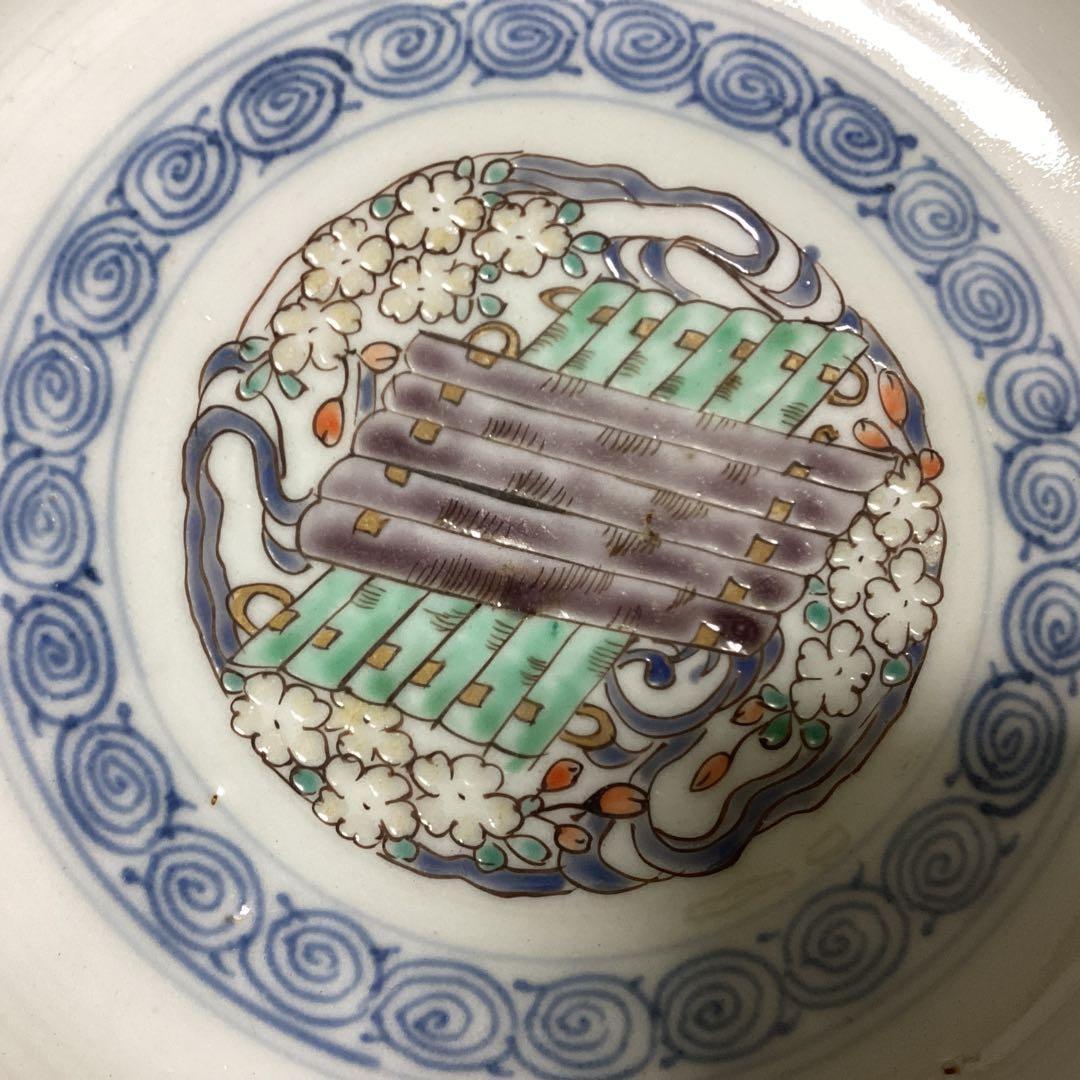 k38 古い伊万里焼の鉢　　錦手　　1個