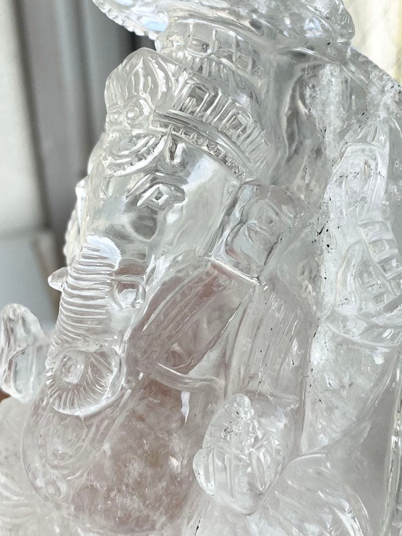 ヒマラヤ水晶ガネーシャ彫刻置物