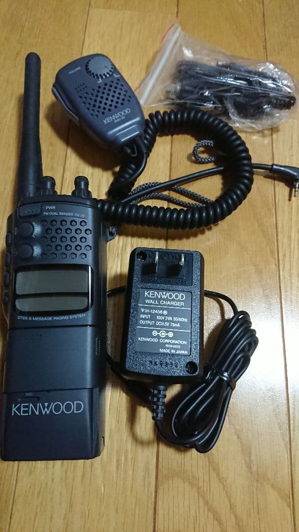 KENWOOD TH-78 144/430デュアルバンダ－ - メルカリ