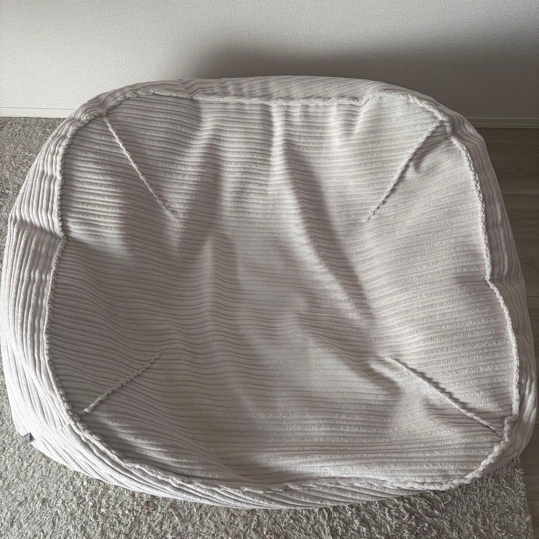 【美品】lounge pug のんびりビーズクッションチェア　アイボリー