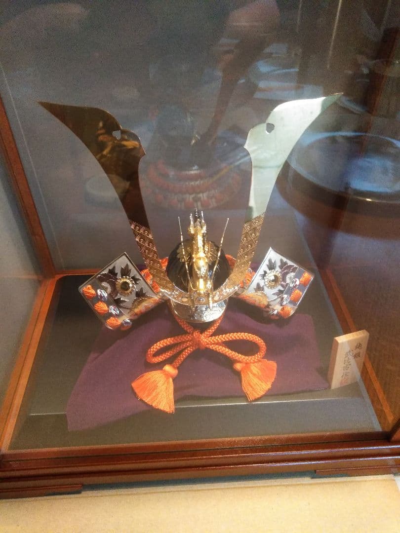 武比古　銀製「 兜 龍付き 」 五月人形　置物