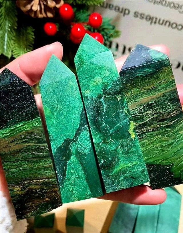 超綺麗ターコイズ（トルコ石）原石B0122/HD/159A