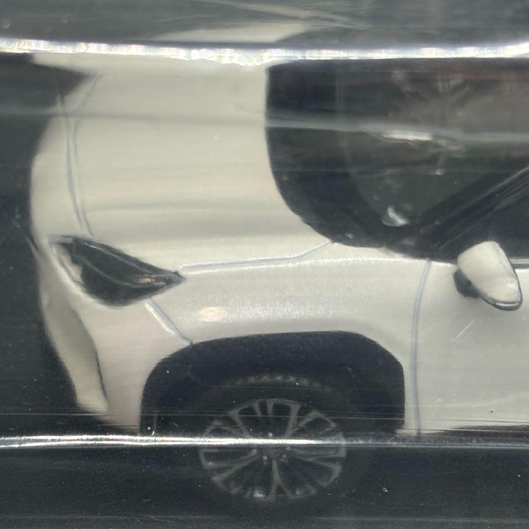 【トヨタ博物館購入】 ヤリスクロス ホワイトパールクリスタルシャイン　ミニカー