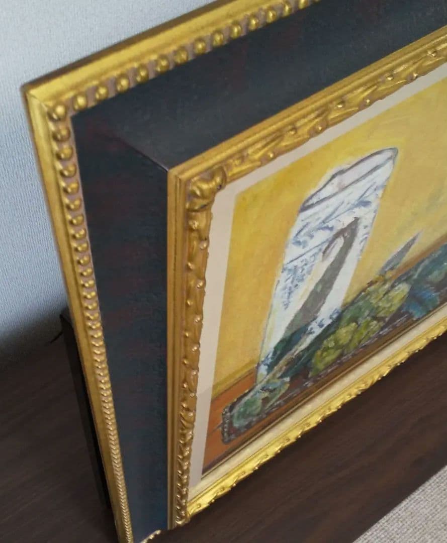 菅村武次郎作の静物画《栗と水差し》