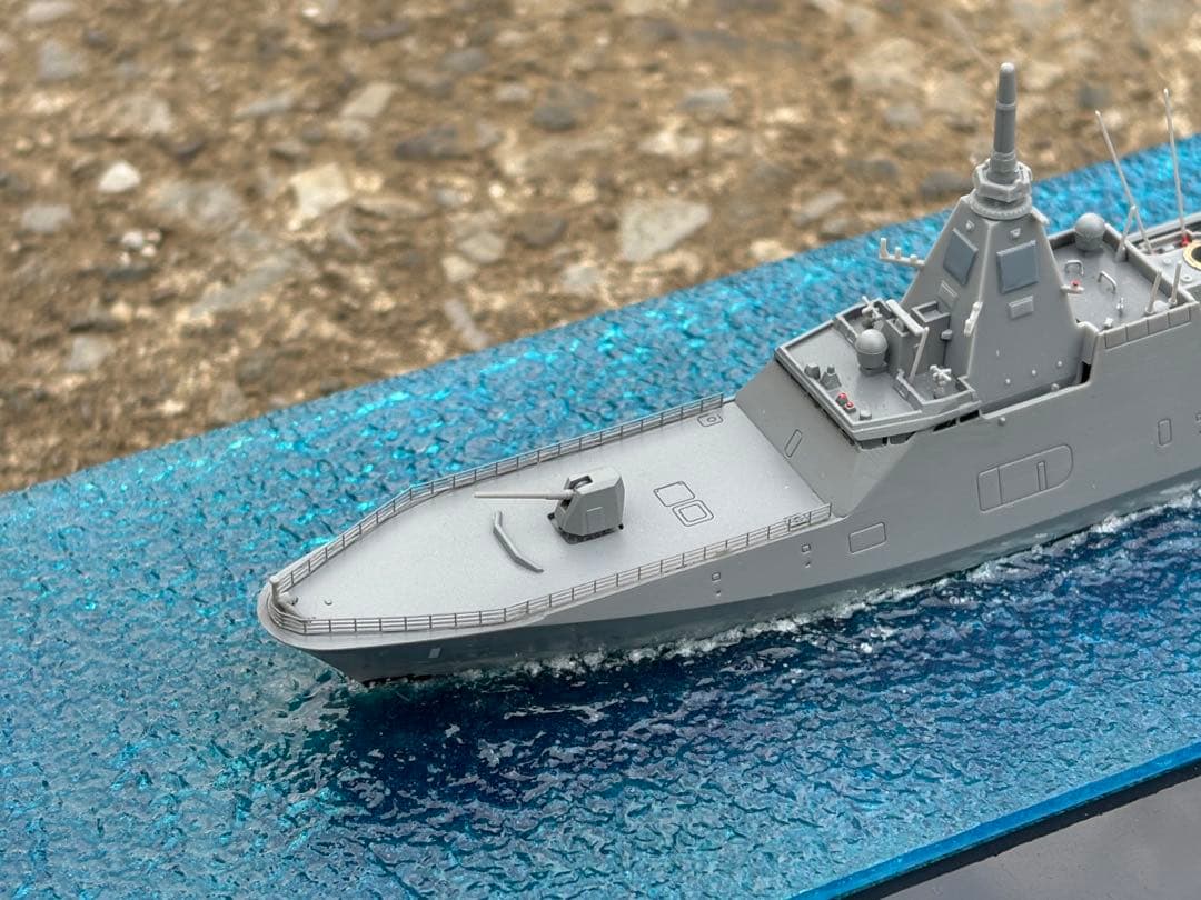 1/700 海上自衛隊 FFM-1 護衛艦もがみ 全塗装 洋上ジオラマ - メルカリ