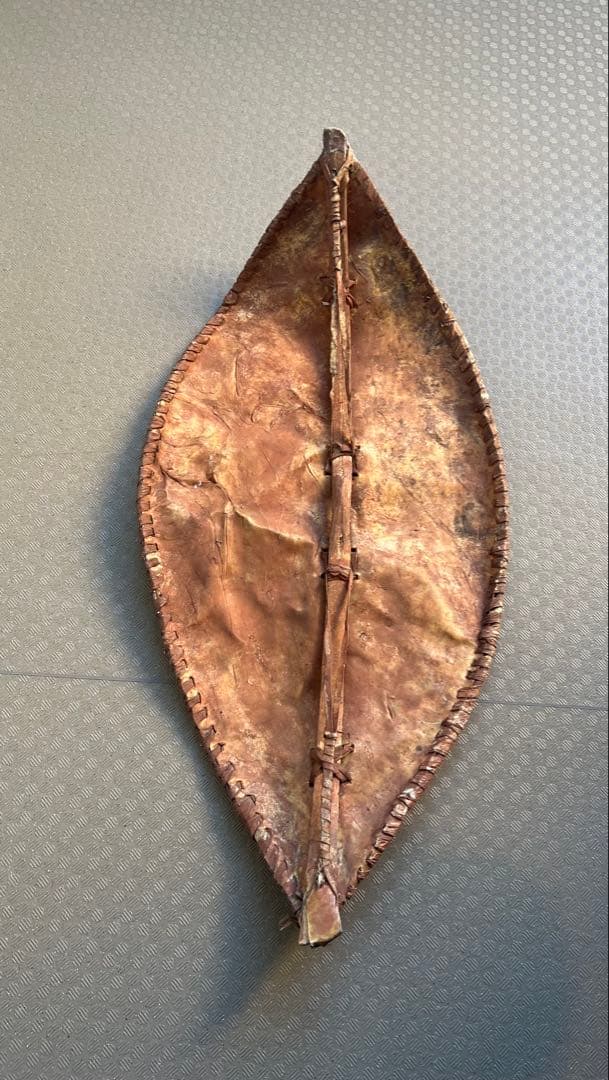 セール！難あり　マサイ族盾　縦96cm