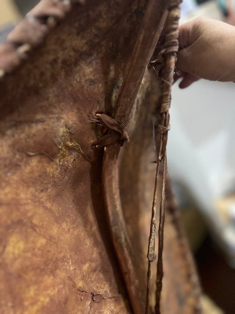 セール！難あり　マサイ族盾　縦96cm