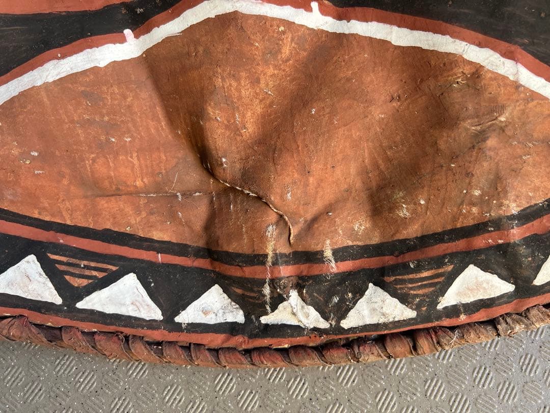 セール！難あり　マサイ族盾　縦96cm