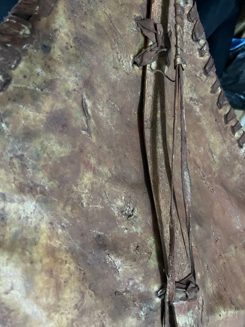 セール！難あり　マサイ族盾　縦96cm