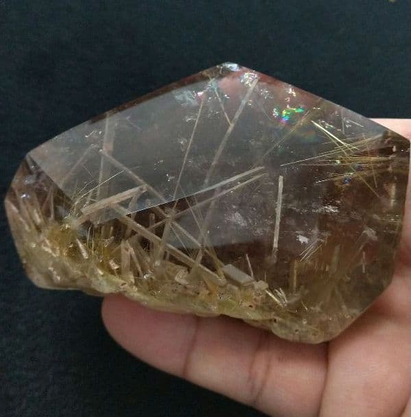 【虹】タイチンルチル《原石》専用台座付き　金運　仕事運　置物