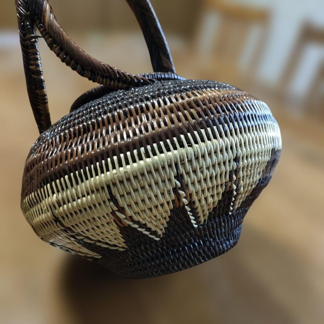ブカバスケット パプアニューギニア 手編み かごバック 壷 置物