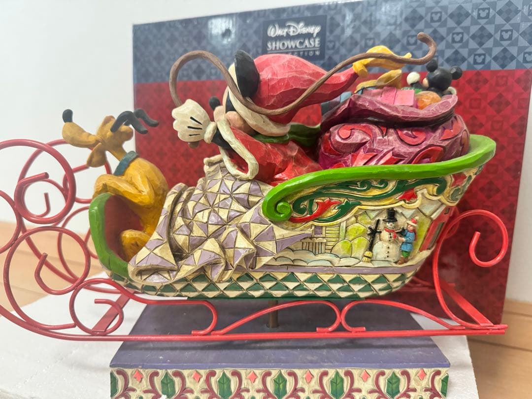 ディズニー　置物