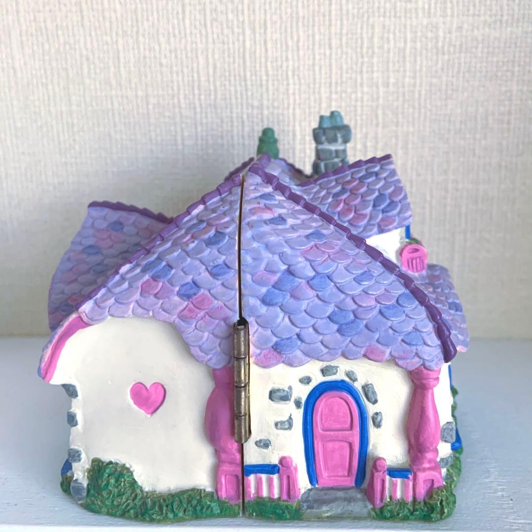 ディズニーランド　ミニーちゃんの家　トゥーンタウン　置物