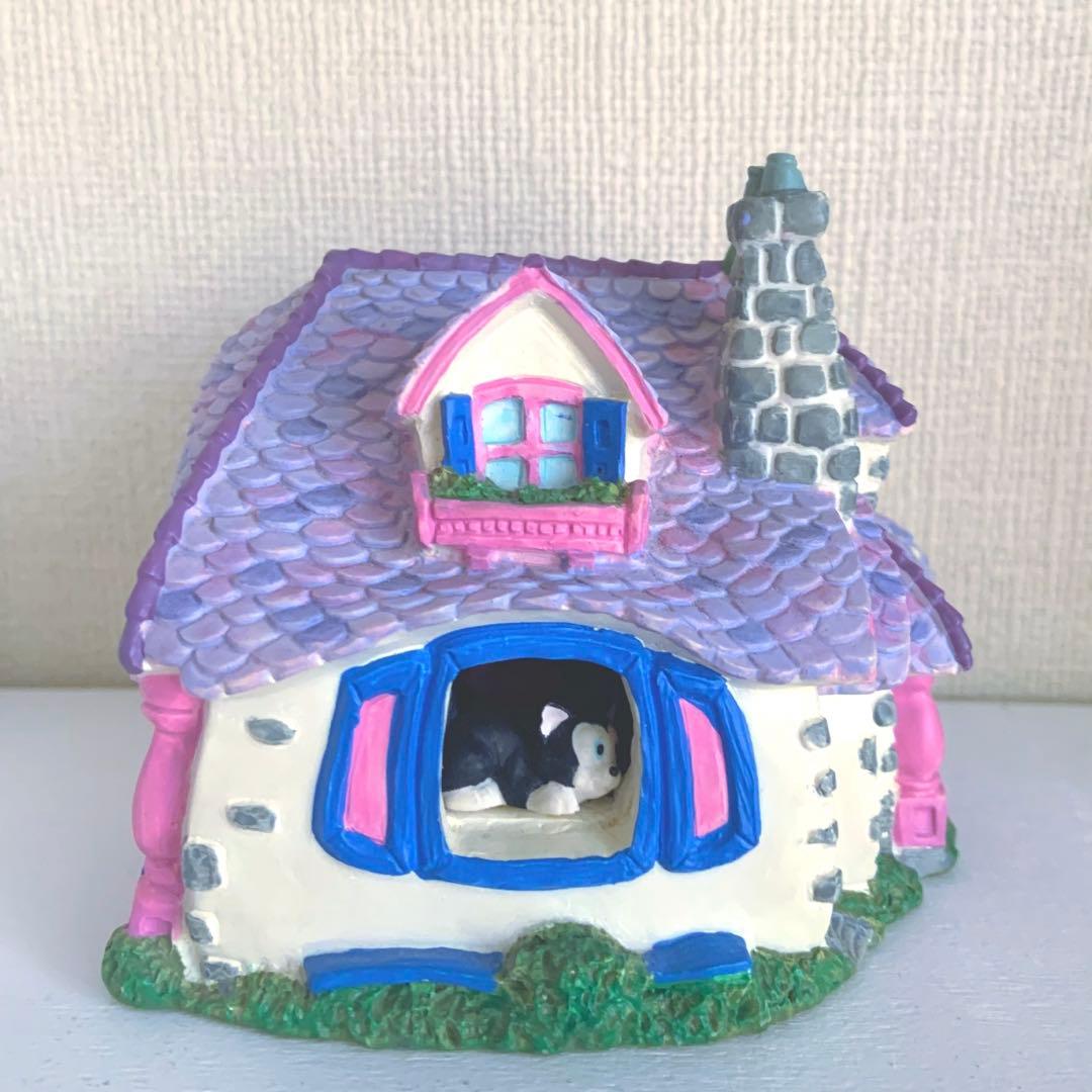 ディズニーランド　ミニーちゃんの家　トゥーンタウン　置物