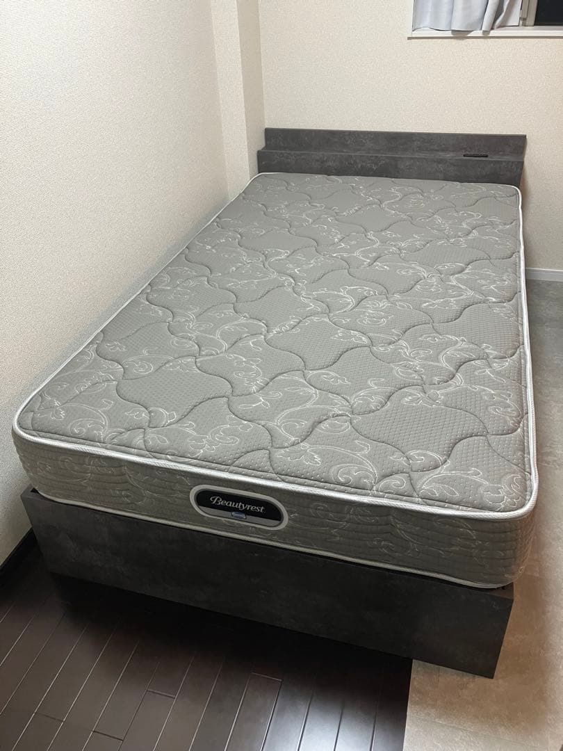 【美品】Simmons beautyrest セミダブル