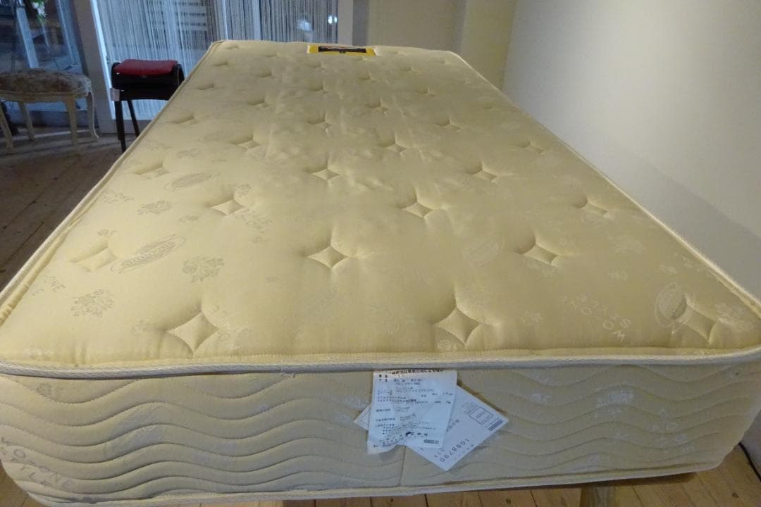 SIMMONS×TWO-ONE-STYLE　シングルマットレス　展示品