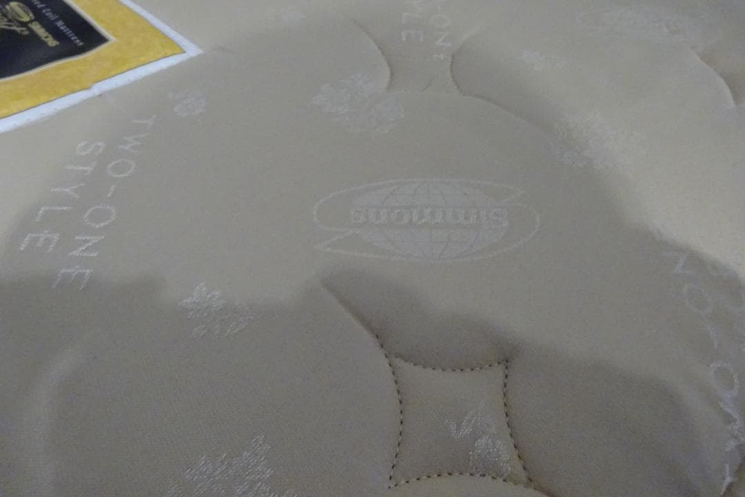 SIMMONS×TWO-ONE-STYLE　シングルマットレス　展示品