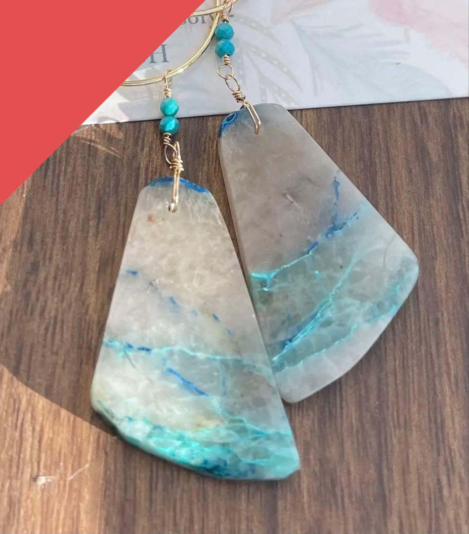 インパクト大個性的 珍しいスライスクリソコラピアスチャーム