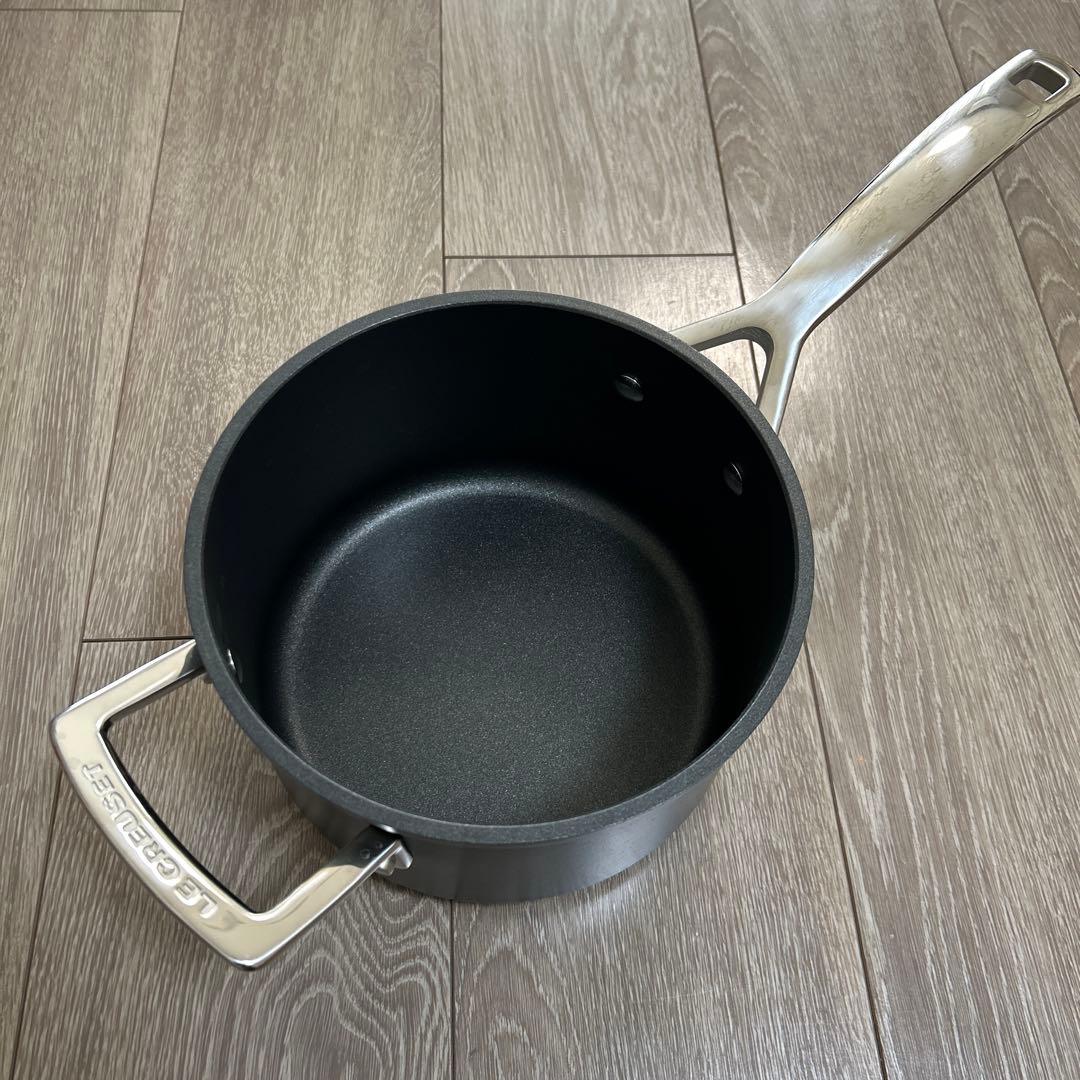 LE CREUSET 黒 片手鍋　18センチ