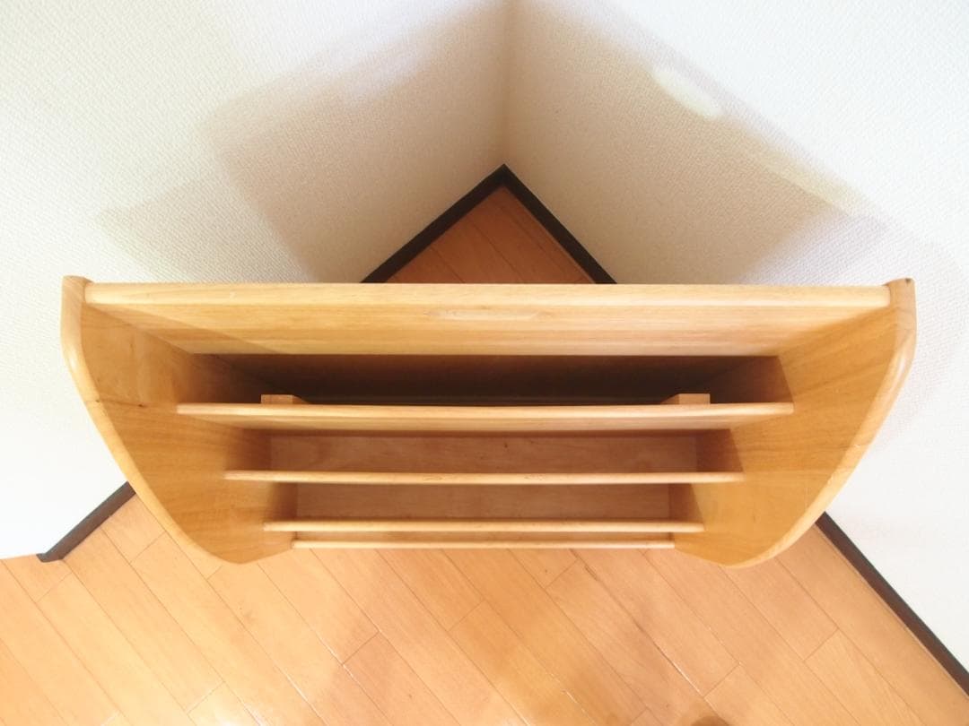 【美品】木製無垢 大型 3段 マガジンラック/新聞ラック ナチュラル色 収納家具