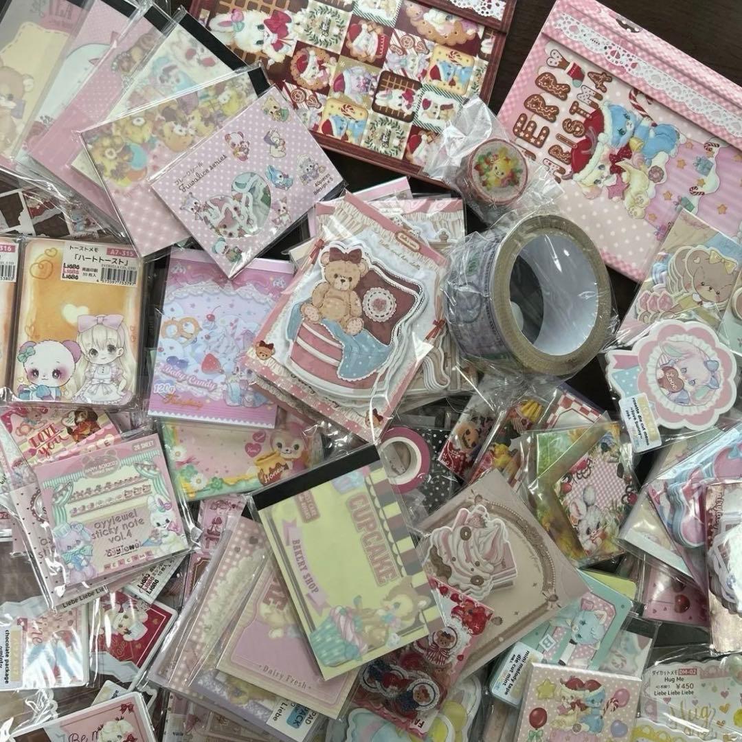 紙モノ大量●可愛いメモやダイカットカードOPPテープ紙モノ文具、新品未使用品多数
