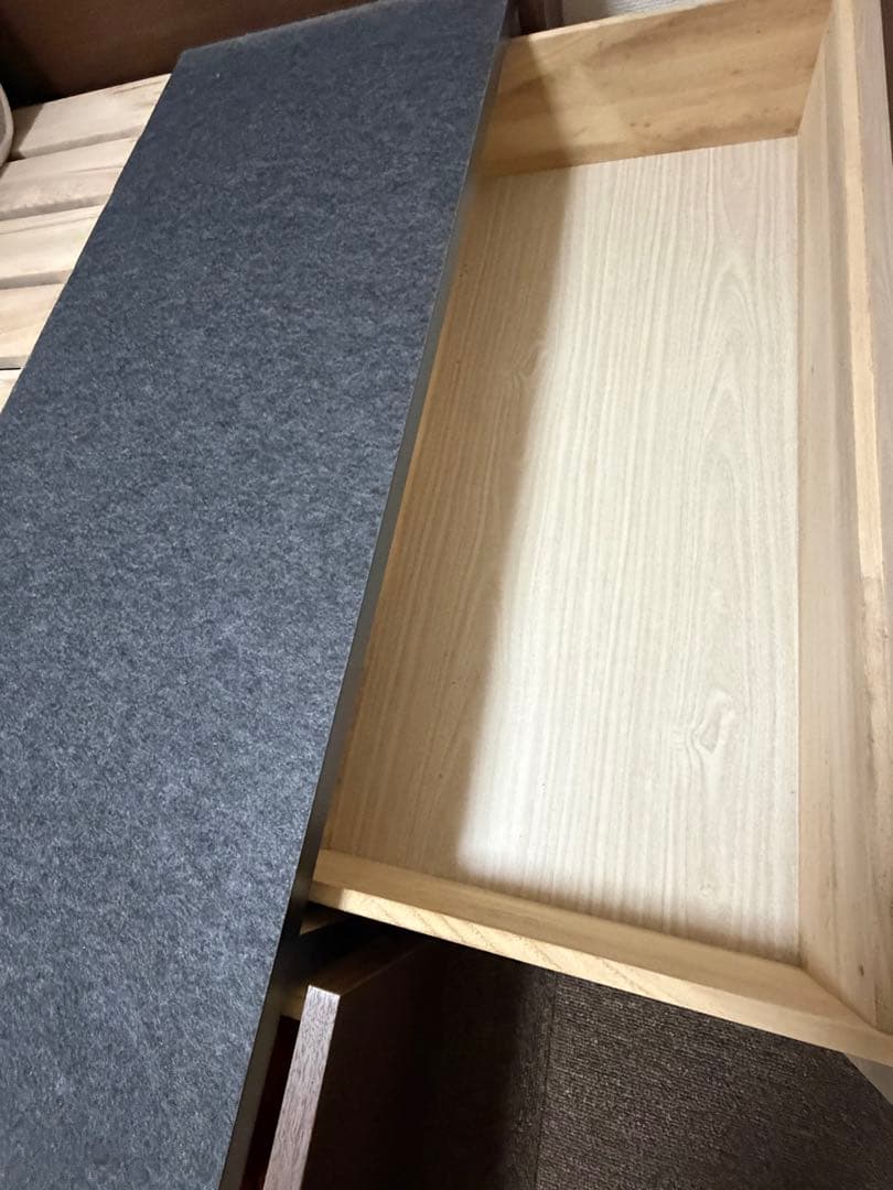 シモンズ　シングルベッドフレーム