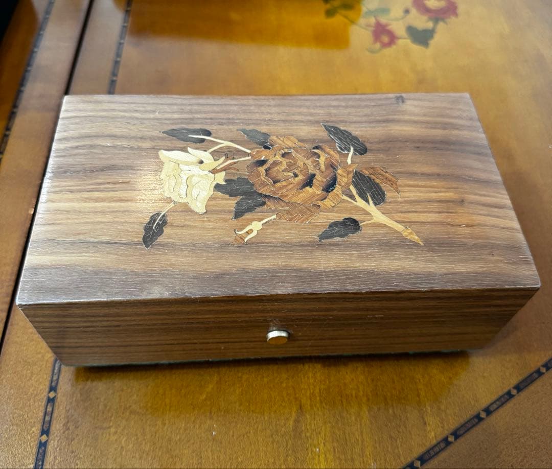 Reuge スイス製 手巻きオルゴール 4/50