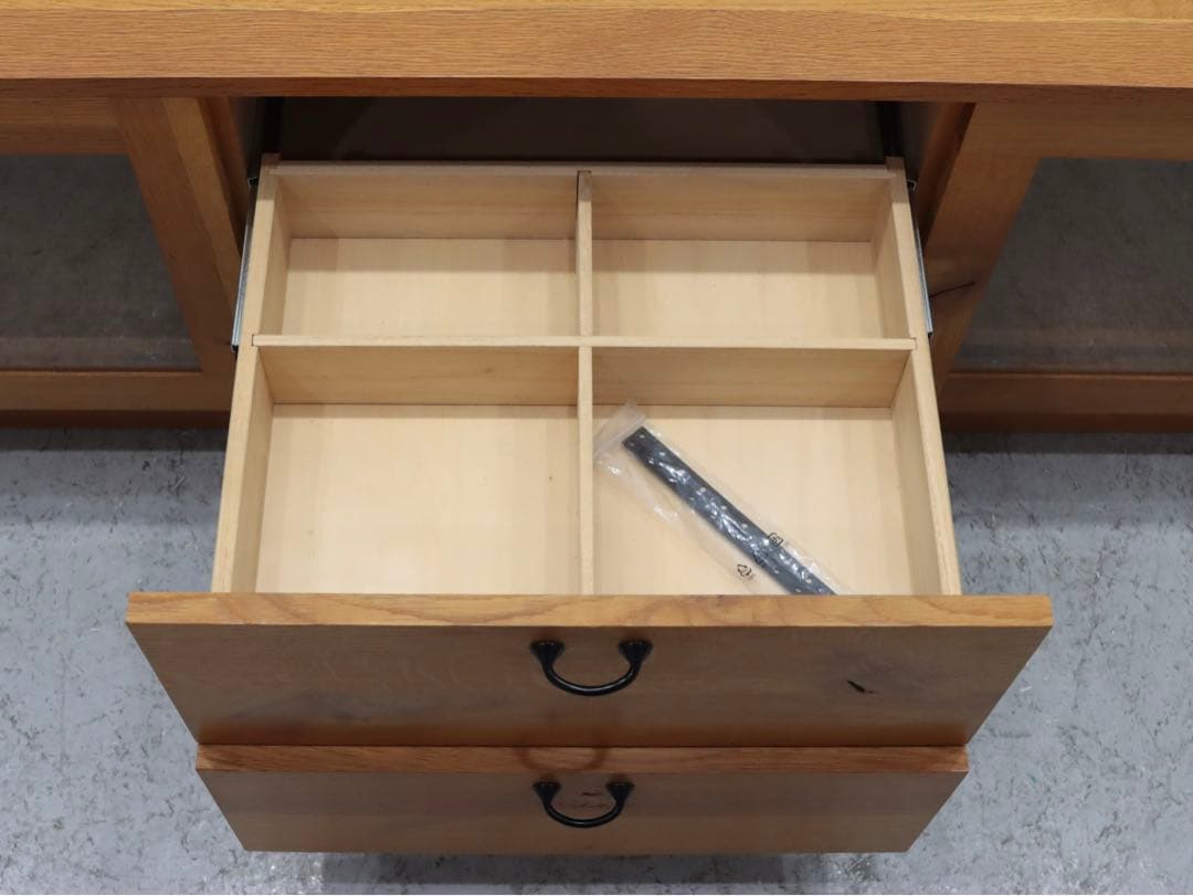 飛騨産業 キツツキ 森のことば 節入りオーク無垢材