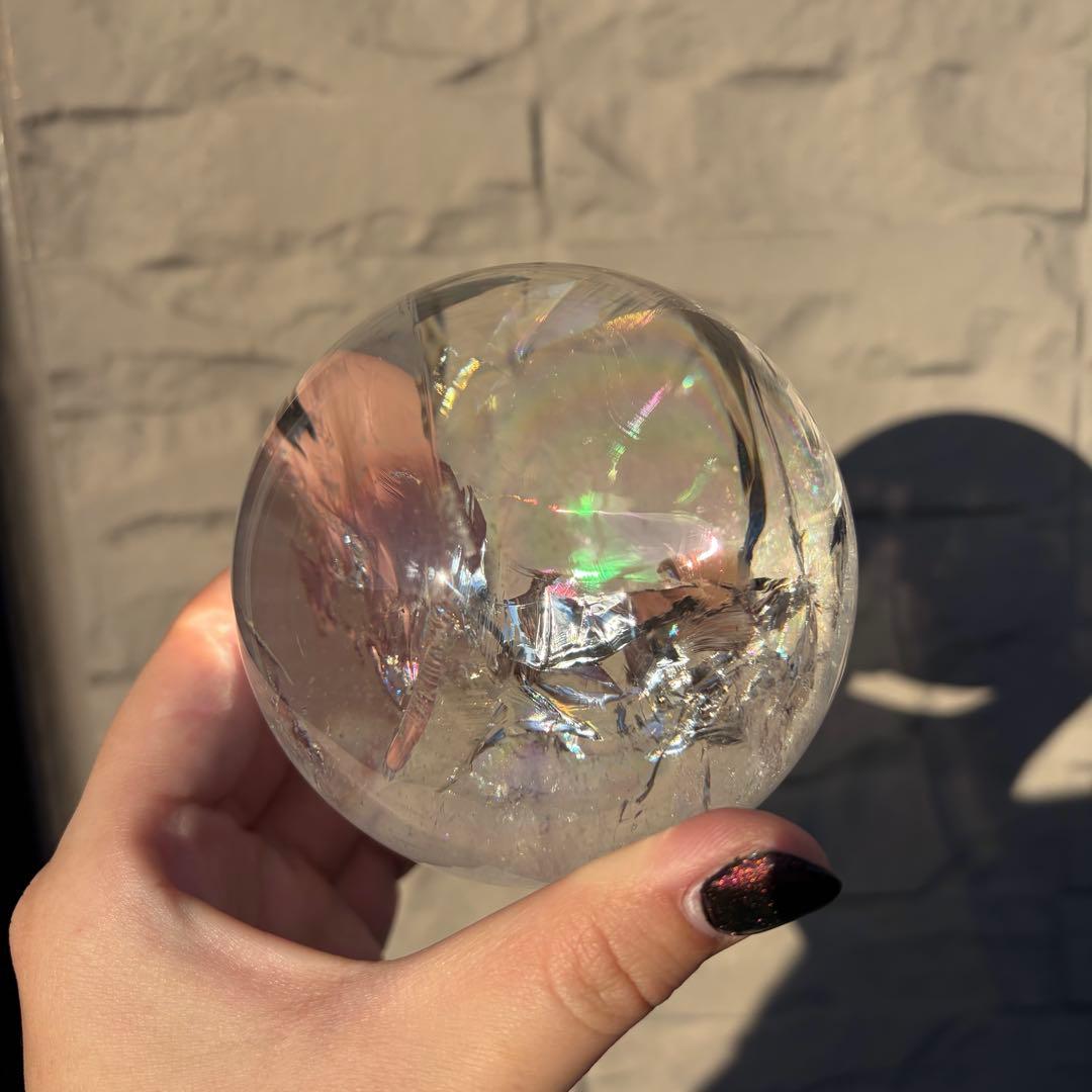 透明度高☆虹が綺麗なアイリスクォーツスフィア・台座付き