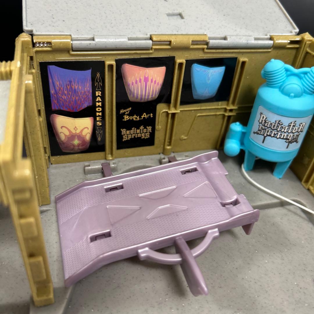 カーズ ラモーン ハウス オブ ボディー アート プレイセット 希少