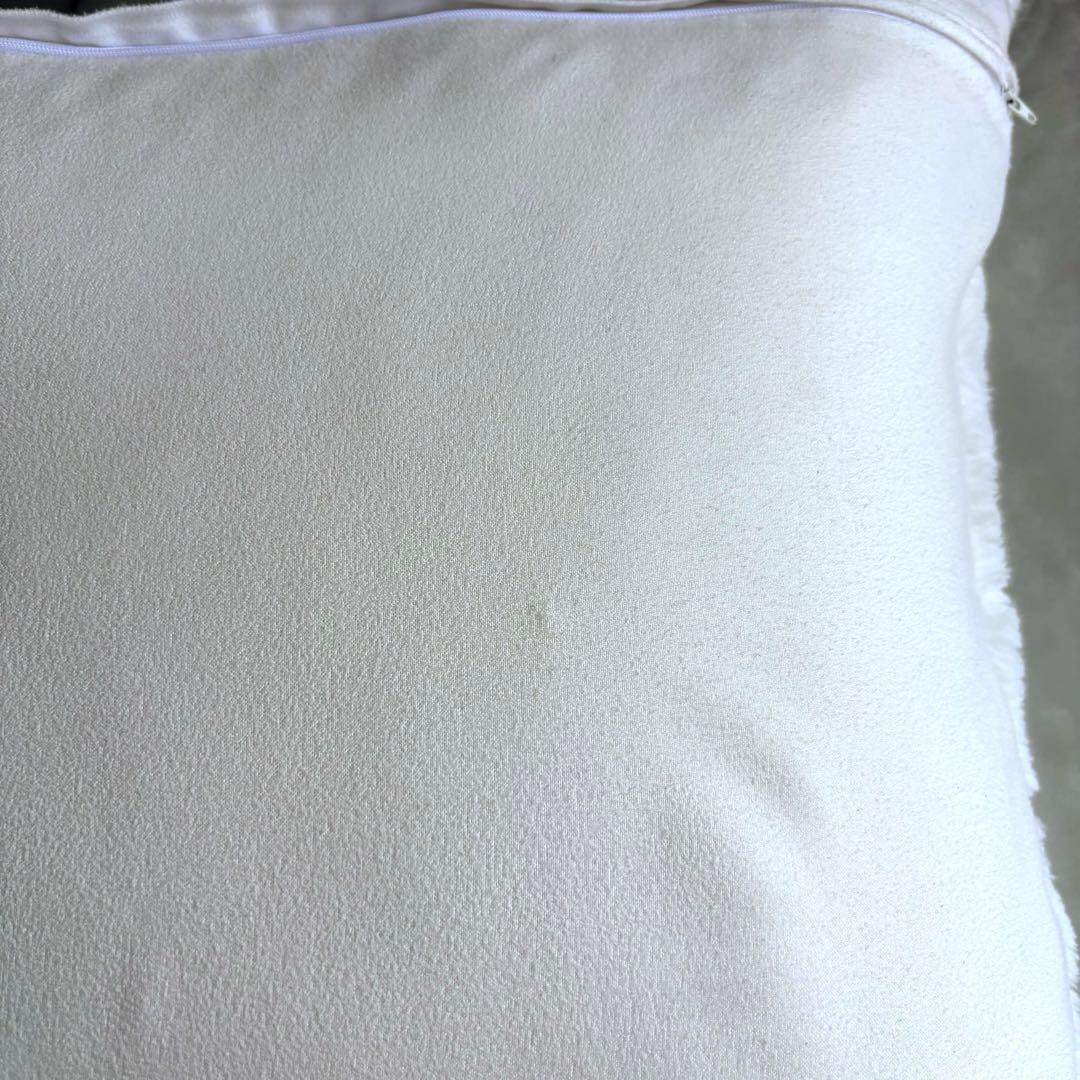 Francfrancフェイクファークッション58×58中材付きホワイト2枚セット