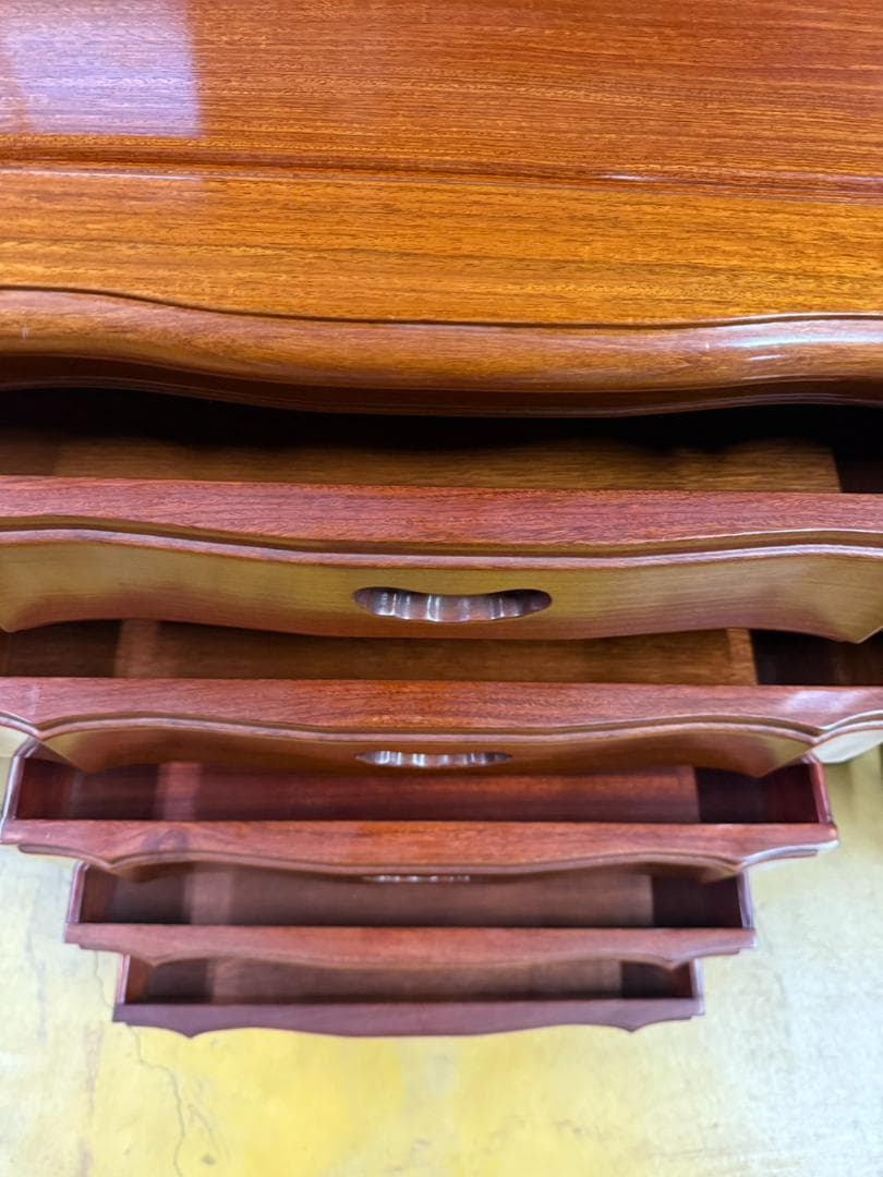 英国クラシック様式 5段チェスト 花梨材 猫脚 - メルカリ