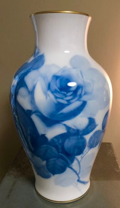 大倉陶園　手描き　ブルーローズ　大花瓶