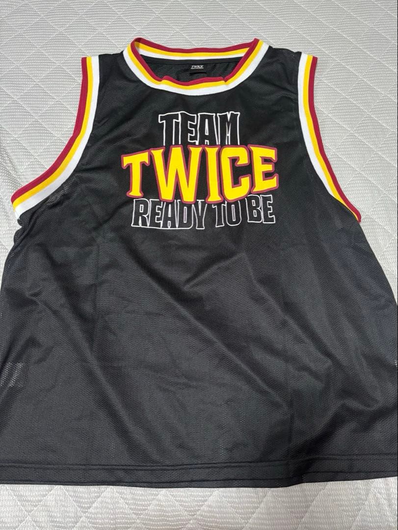 TWICE ready to be モモ MOMO MISAMOユニフォーム - メルカリ