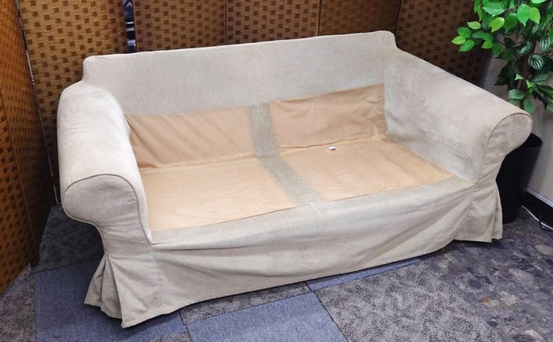 ★池袋～25キロ無料　直接引き取り　IKEA エークトルプ 2人掛けソファ★