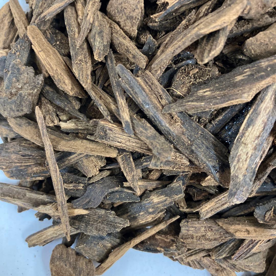 タニ沈香(伽羅 沈香 白檀 聞香)